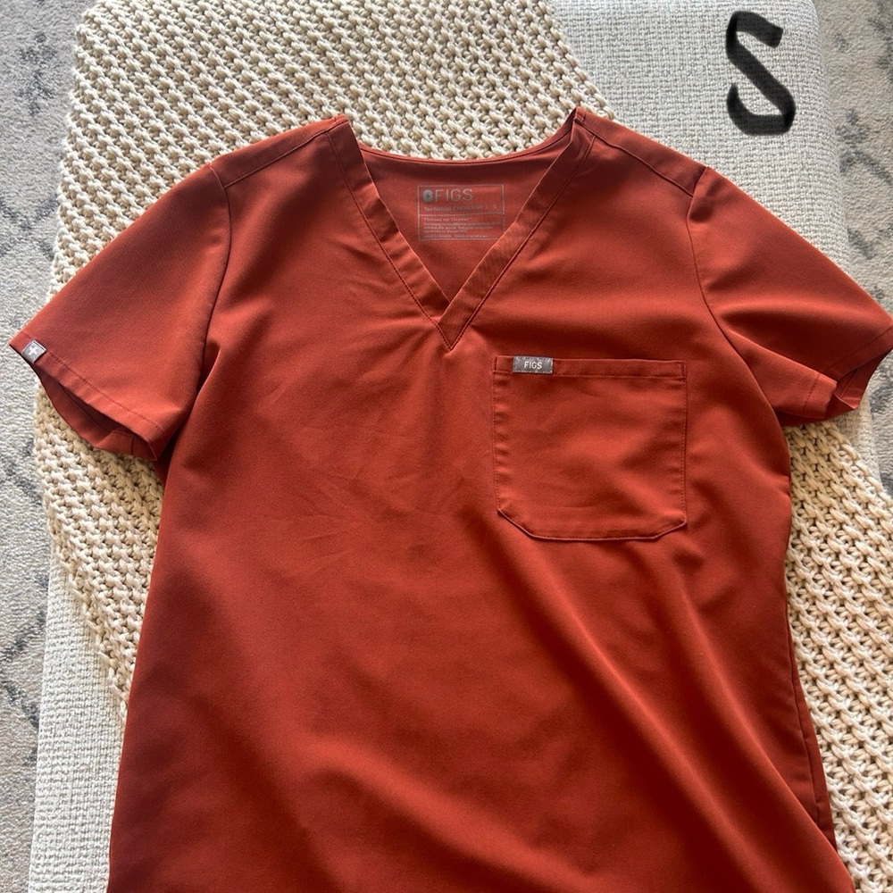 Figs Burnt Orange Scrub Top